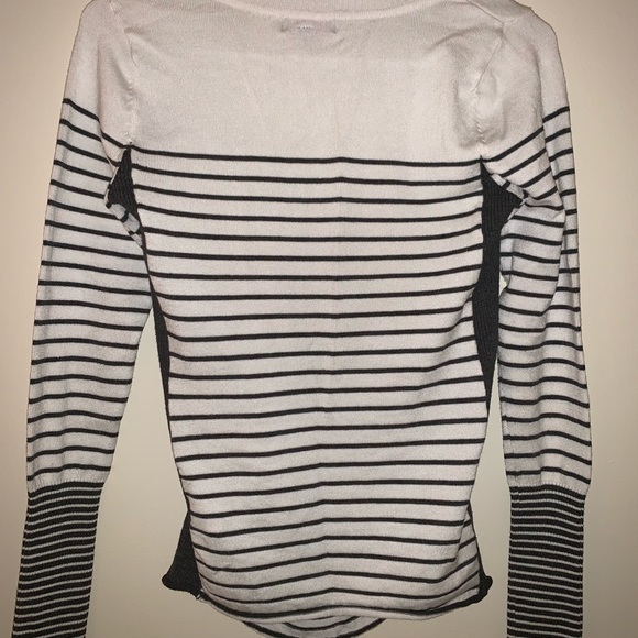 Striped sweater - Picture 3 of 4